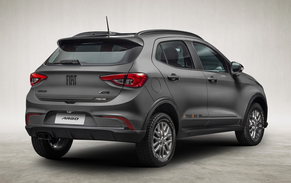 Fiat Argo Trekking 1.8 — Foto: Divulgação/Fiat