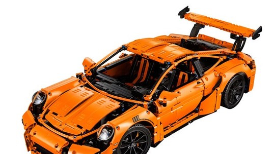 Porsche 911 GT3 feito de Lego chega ao Brasil por R$ 2.200