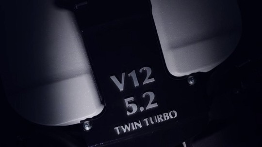Aston Martin divulga teaser do DB11 com motor 5.2 V12