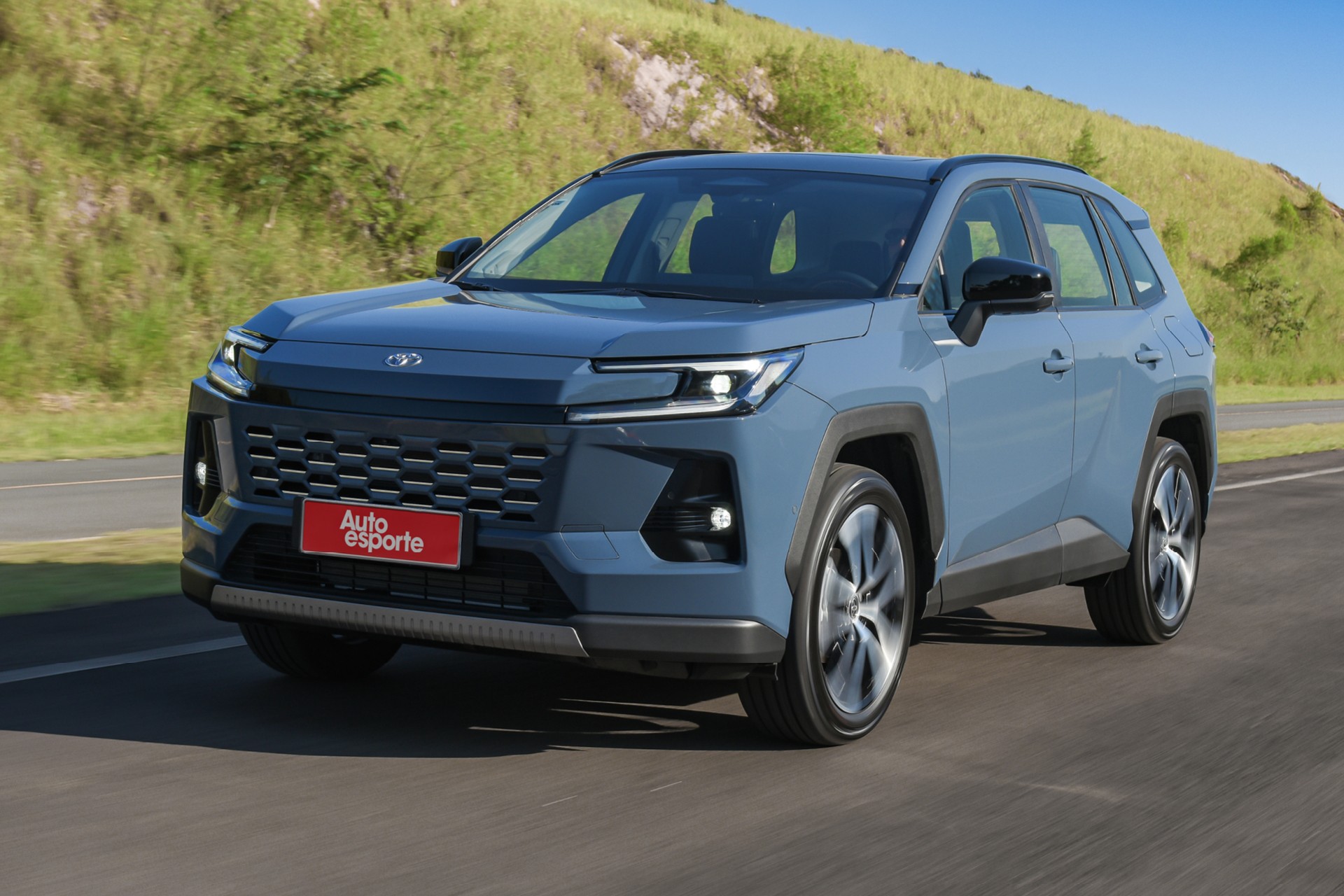 Teste: novo Toyota RAV4 faz 20 km/l e é R$ 30 mil mais barato para vender bem
