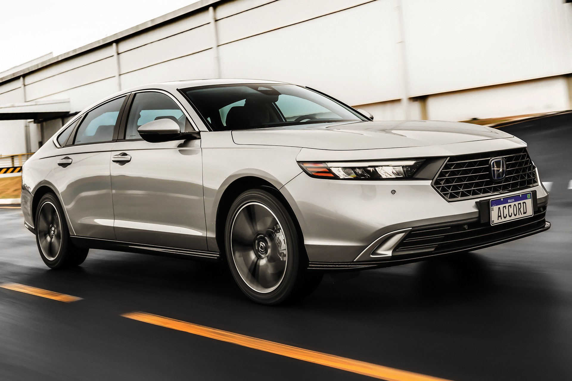 4 carros usados importados da Honda para comprar a partir de R$ 130 mil