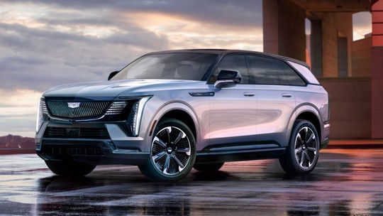 Cadillac Escalade elétrico tem 760 cv, tela de "cinema" e a maior bateria do mundo