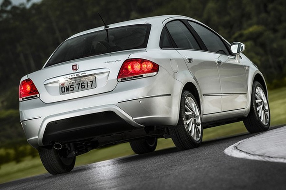 Fiat Linea 2015 (Foto: Divulgação) — Foto: Auto Esporte
