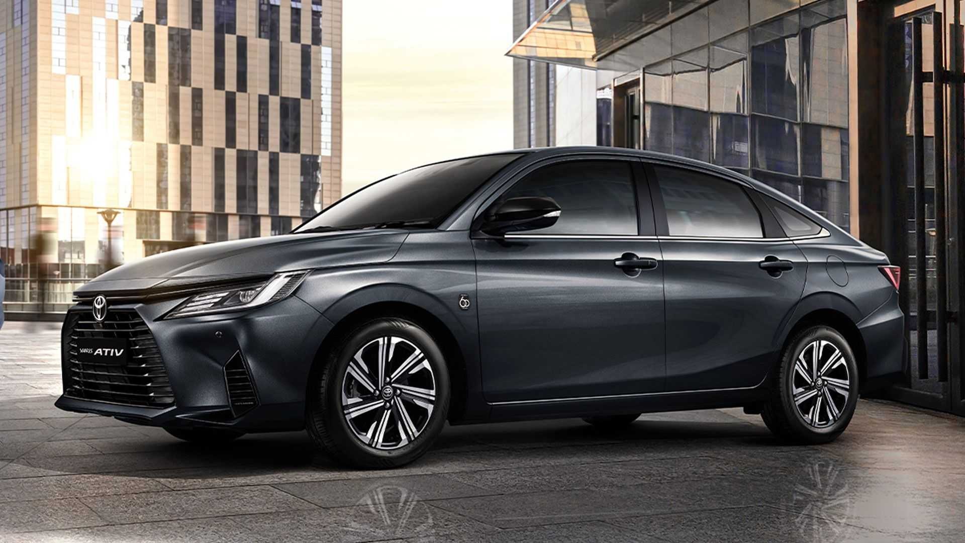 Fomos ao Chile testar o novo Toyota Yaris; sedã pode tirar o sono do Honda City?