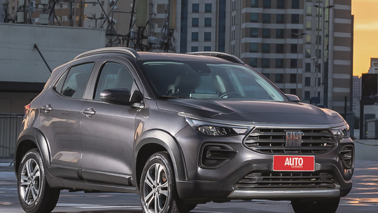 4 carros usados da Stellantis com motor 1.0 turbo por menos de R$ 100 mil