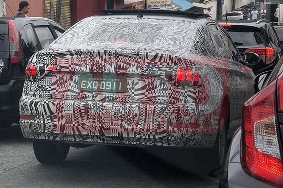 Novo Volkswagen Jetta é flagrado em testes no Brasil (Foto: Serzedelo Carvalho / Auto News Brasil) — Foto: Auto Esporte