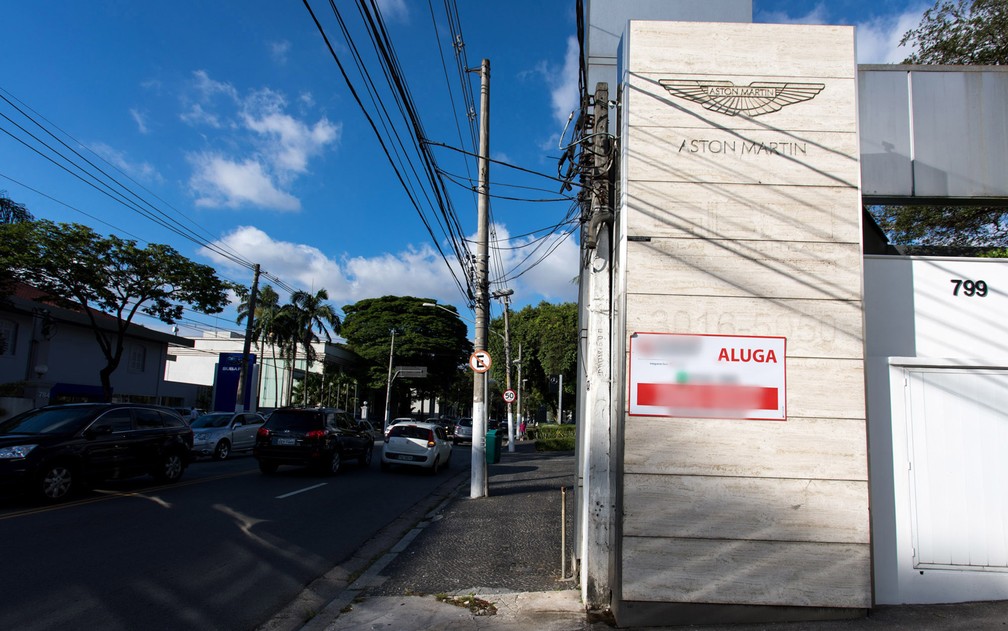 Antiga loja da Aston Martin em São Paulo — Foto: Marcelo Brandt/G1