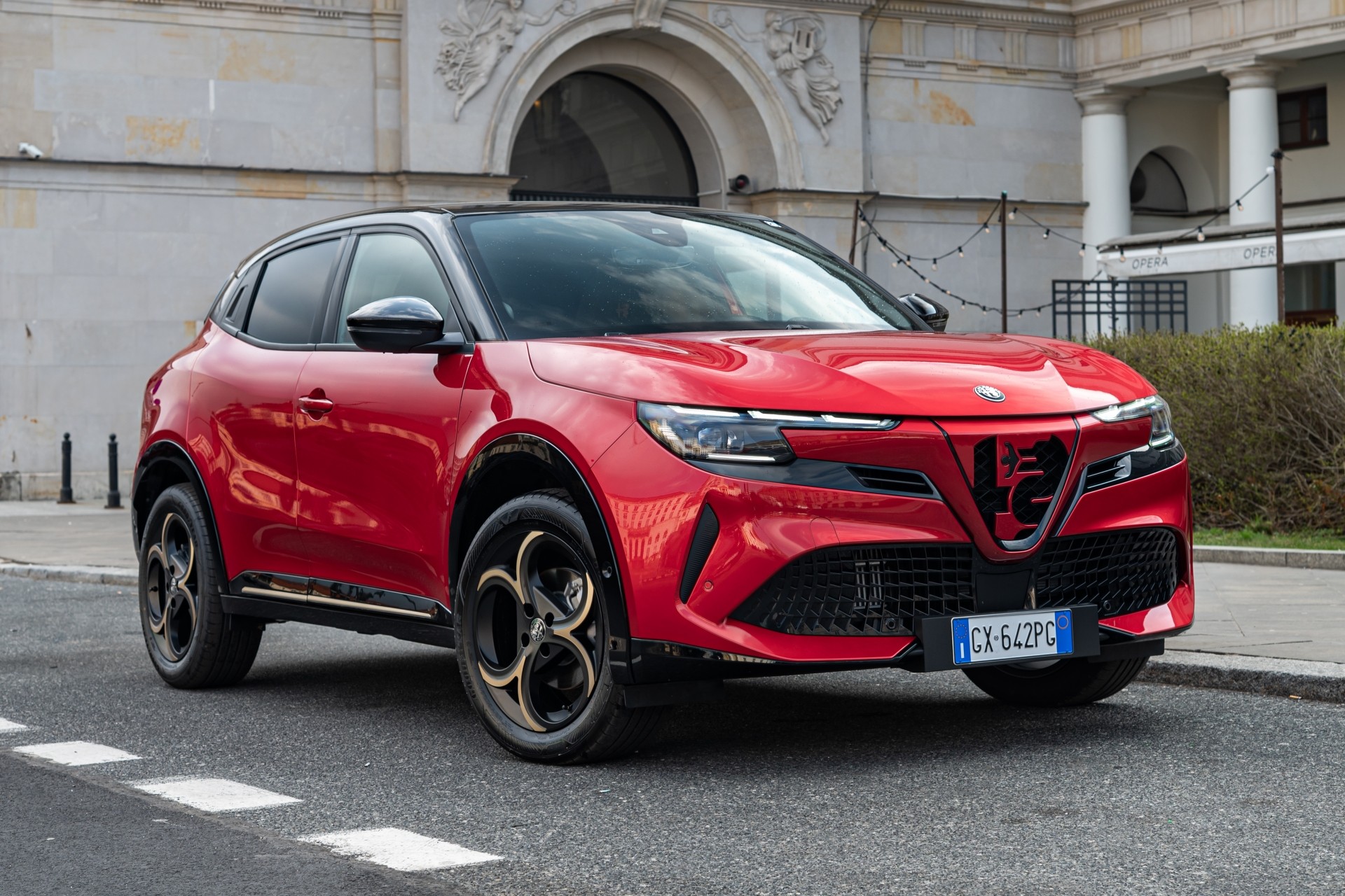 Alfa Romeo registra SUV compacto no Brasil 20 anos após sair do país