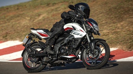 Bajaj Dominar 160: preços, versões, equipamentos e custos de manutenção
