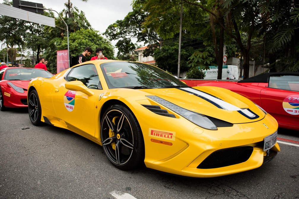 Ferrari 458 Speciale A, 2015 — Foto: Celso Tavares/G1