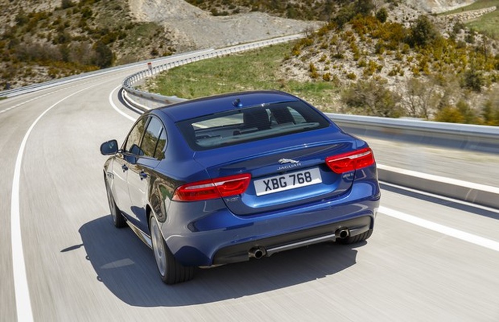 Jaguar XE (Foto: Divulgação) — Foto: Auto Esporte