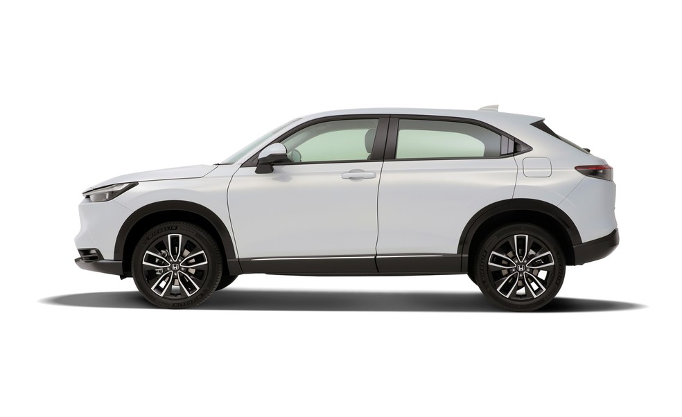 Honda HR-V 2022 tem caimento “brusco” do teto no estilo cupê — Foto: Divulgação