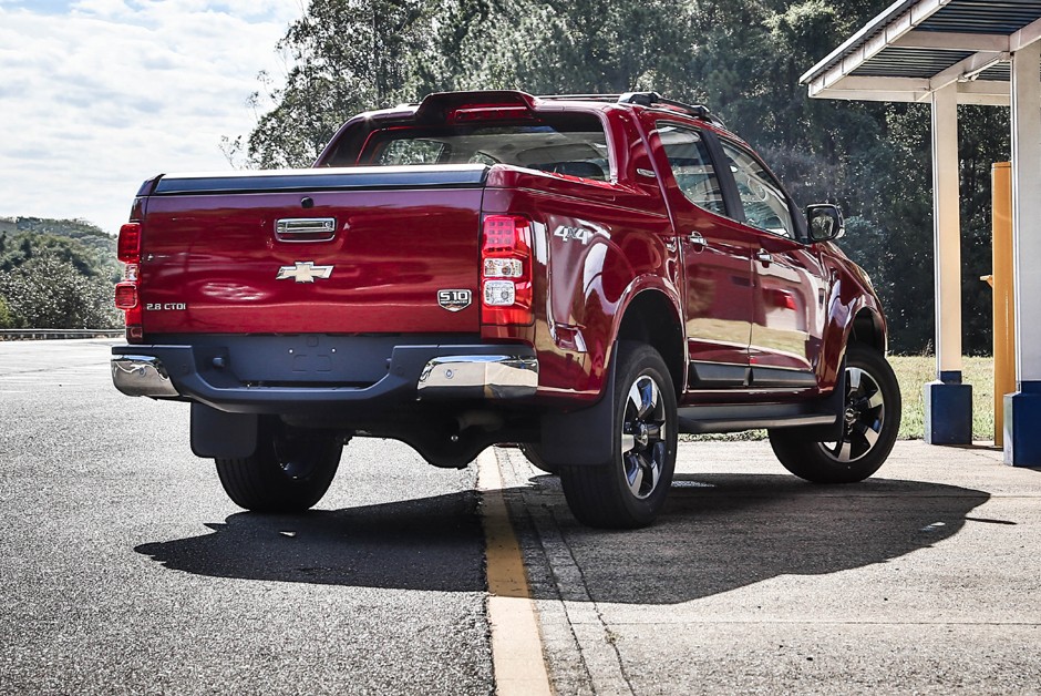 Traseira da Chevrolet S10 High Country