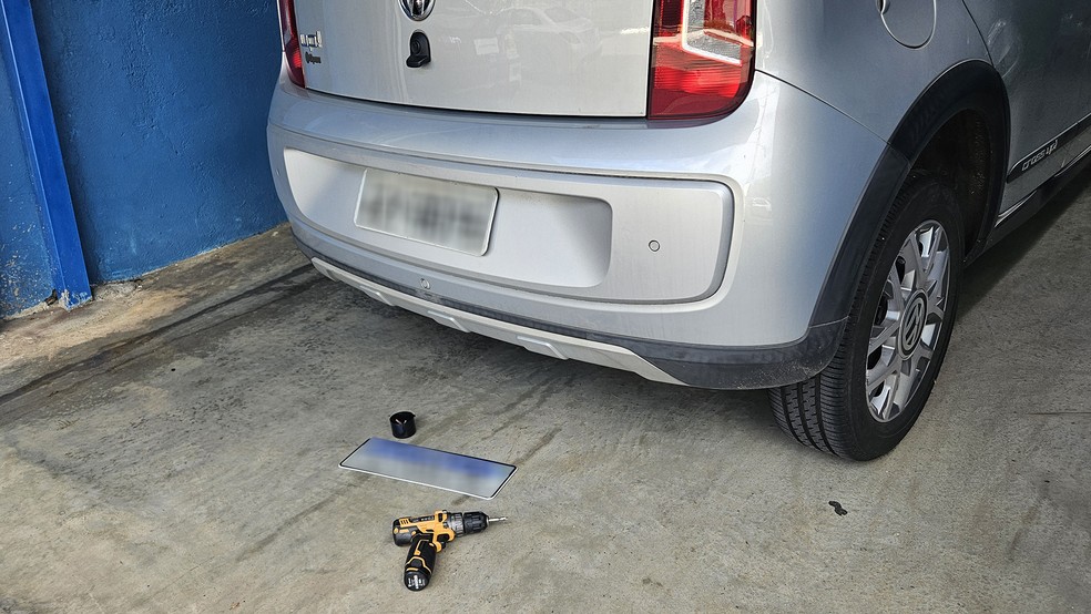 Segunda via de placa veicular: troca sempre será por uma chapa do padrão Mercosul — Foto: Leonardo Felix/Auto News Brasil