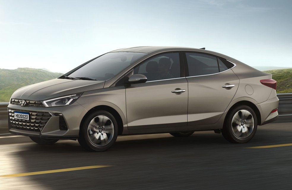 Hyundai HB20S é o 10º sedã mais econômico de 2024, capaz de rodar até 15 km/l de gasolina na estrada — Foto: Divulgação