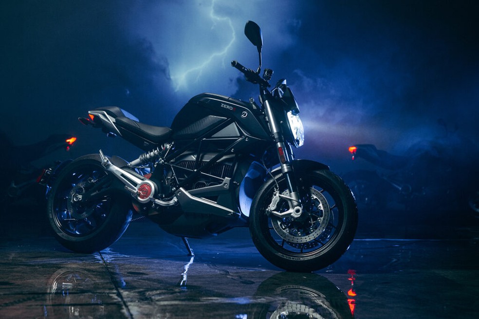 Zero SR é a motocicleta elétrica desenvolvida por um ex engenheiro da Nasa — Foto: Divulgação