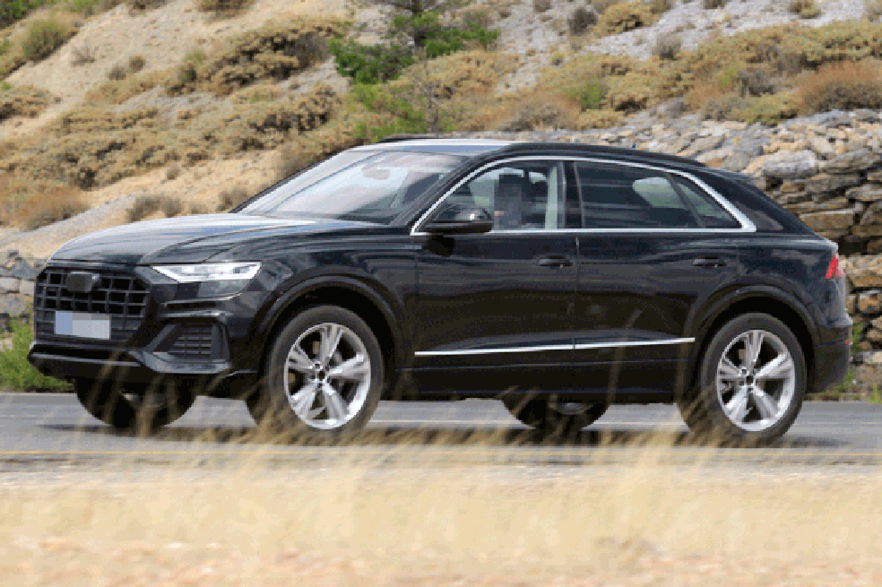 Novo Audi Q8 é flagrado na Espanha (Foto: Automedia) — Foto: Auto Esporte