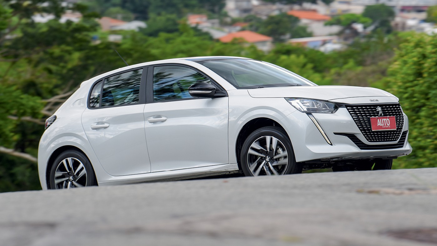 Teste: Peugeot 208 Allure turbo perde itens e ganha fôlego a R$ 99.990