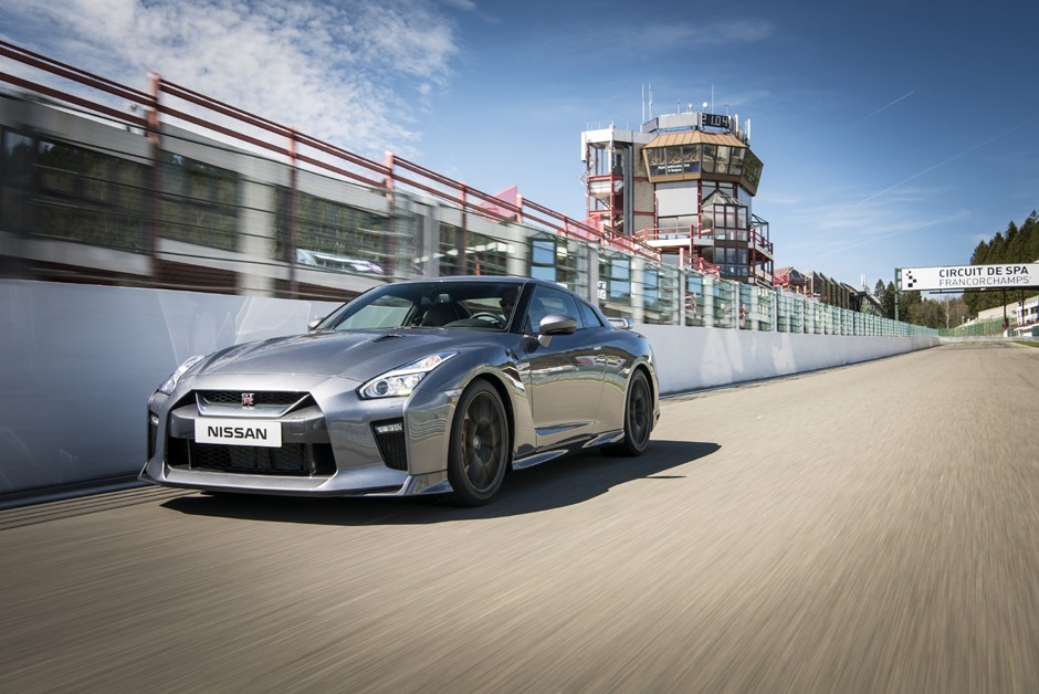 Nissan GT-R