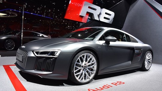 Novo Audi R8 V10 será vendido 
no Brasil em 2016