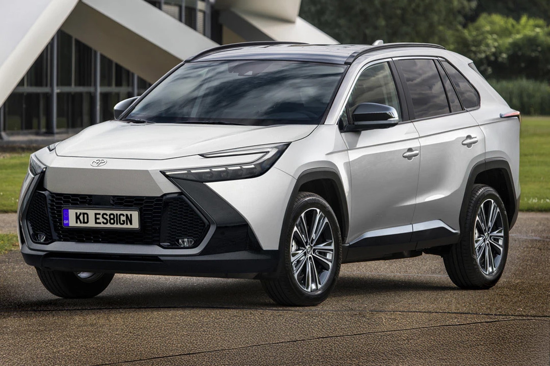 Novo Toyota Corolla Cross estreia em 2028 maior com tecnologias do RAV4