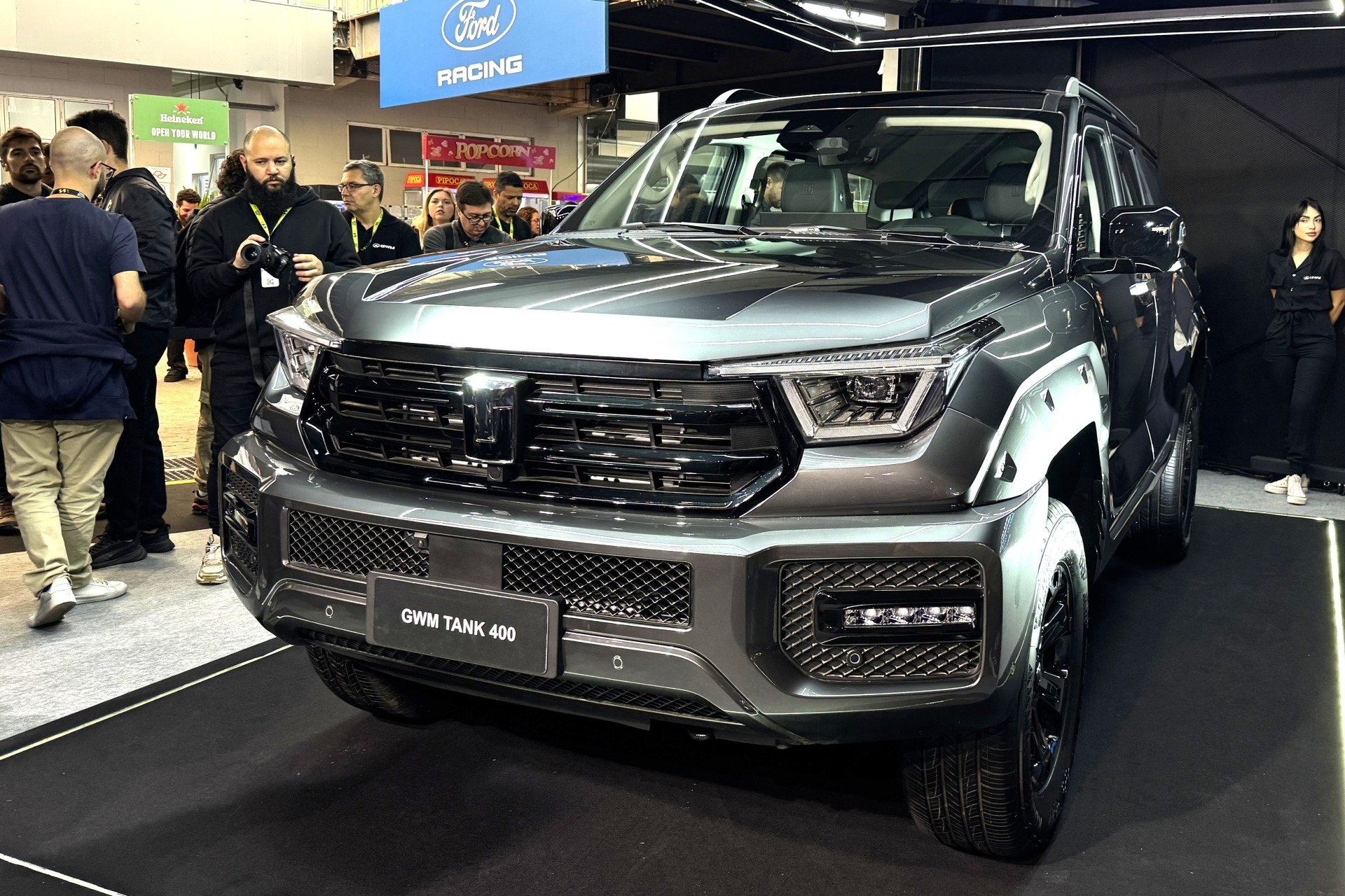 GWM Tank 400 é revelado no Brasil com motor flex; veja detalhes