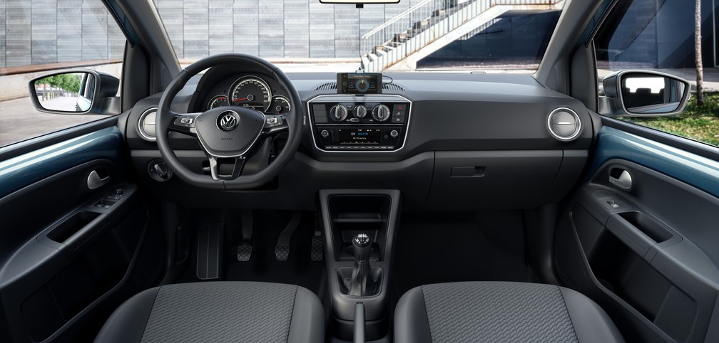 Volkswagen Up! Connect — Foto: Divulgação