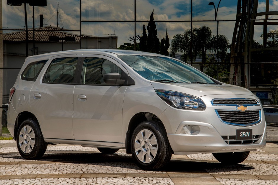 Chevrolet Spin - 2.472 unidades