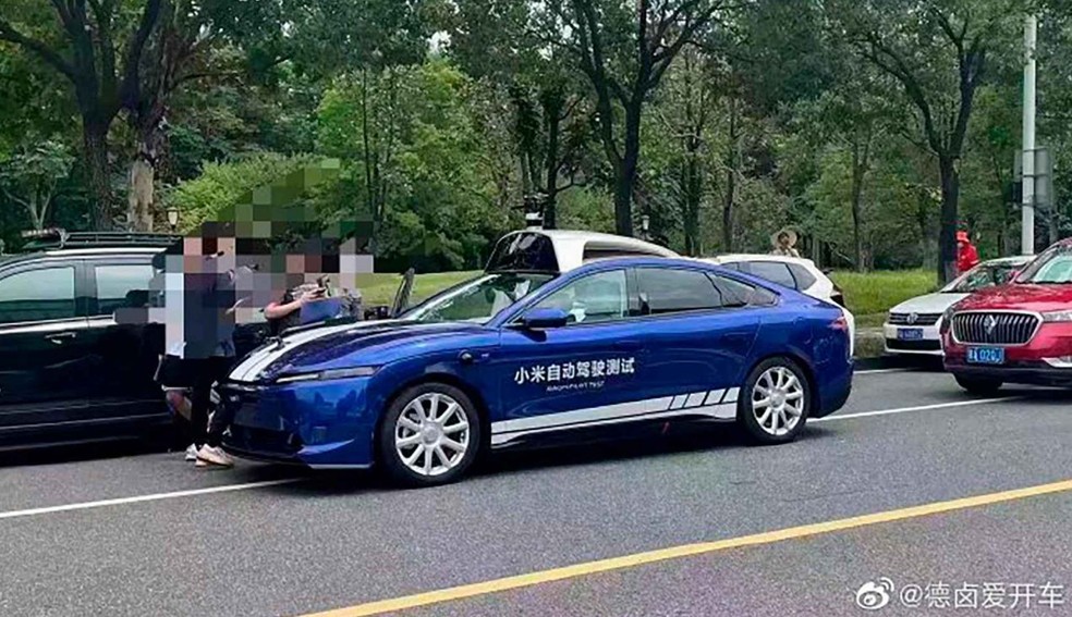 Blogger flagrou carro da Xiaomi testando sistemas autônomos em 2022 — Foto: Reprodução/Internet