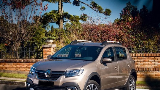 Renault Sandero perde câmbio automático; Stepway é a única opção CVT (e encosta nos R$ 90 mil)