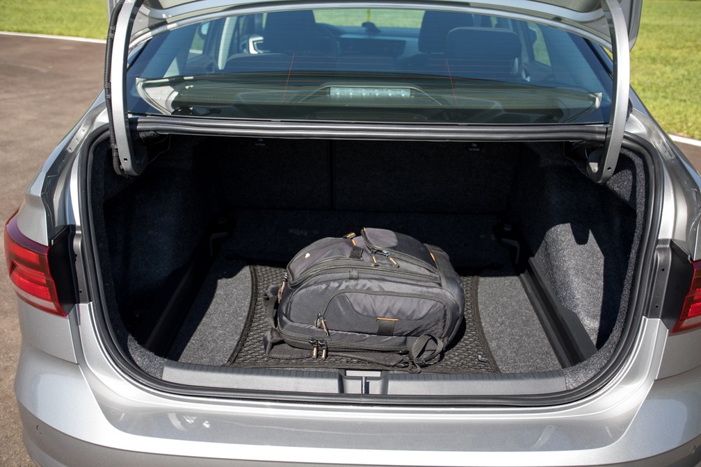 Volkswagen Virtus 1.0 turbo: primeiras impressões