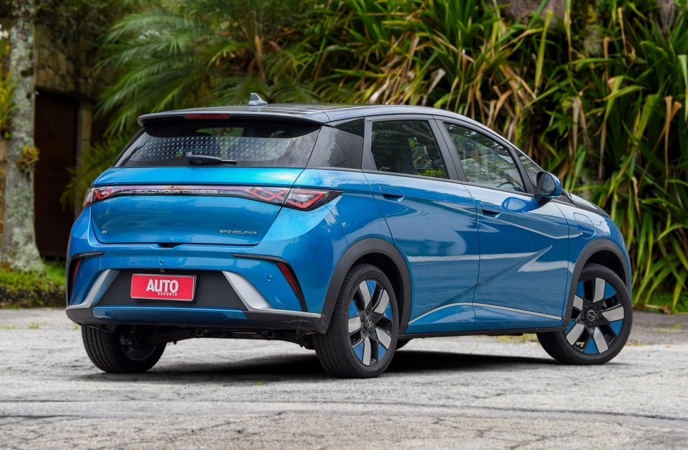 BYD Dolphin Plus é versão topo de linha mais potente e com maior autonomia  — Foto: Murilo Góes/Auto News Brasil
