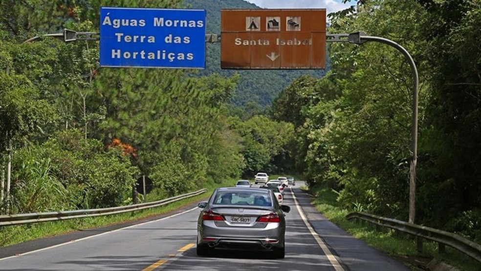 Dirigindo de Curitiba (PR) a Porto Alegre (RS) (Foto: Divulgação) — Foto: Auto Esporte