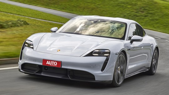 Porsche Taycan tem fila de espera de até seis meses para a compra