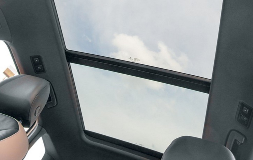 Volkswagen Taos só tem teto solar panorâmico se o dono pagar quase R$ 7 mil extras — Foto: Renato Durães/Auto News Brasil
