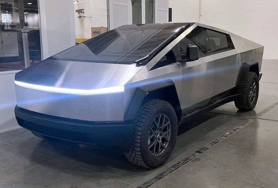 Tesla Cybertruck