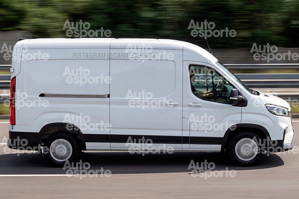 Deliver pode carregar até 1.215 kg em um baú com 11,5 m³ de capacidade — Foto: João Kleber Amaral/Auto News Brasil