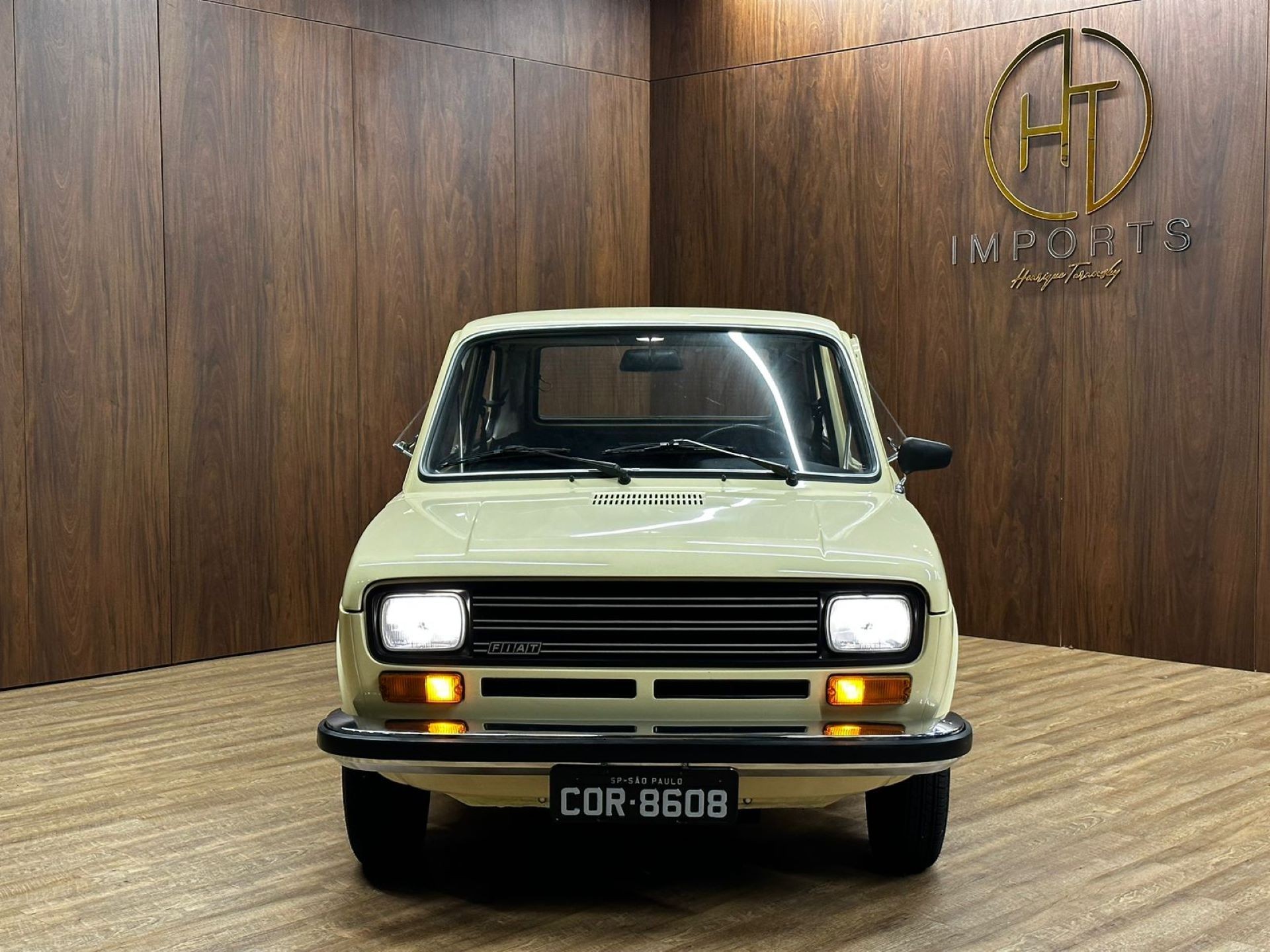 Achado usado: Fiat 147 GL em estado de carro novo pode ser seu por R$ 60 mil