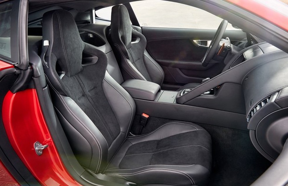 Jaguar F-Type S Coupé (Foto: Divulgação) — Foto: Auto Esporte