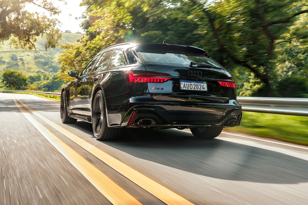 Audi RS 6 Performance é o carro mais rápido da marca desde que o R8 saiu de linha — Foto: Divulgação