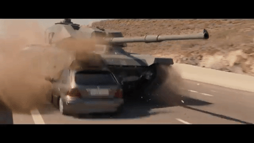 Oito cenas impossíveis da franquia Velozes e Furiosos