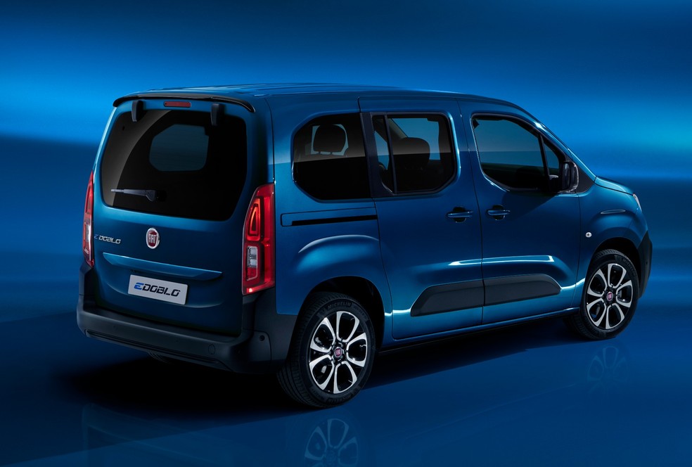 Novo Fiat e-Doblò consegue rodar até 280 km no ciclo WLTP devido ao pacote de baterias de 50 kWh — Foto: Divulgação