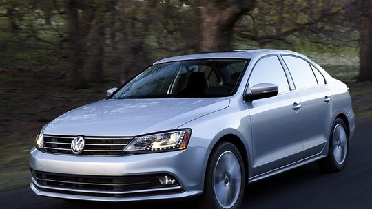 Recall: VW convoca proprietários de Jetta para concluir reparo no eixo traseiro