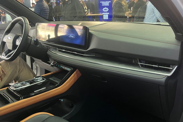 Novo Ford Territory 2026 - painel