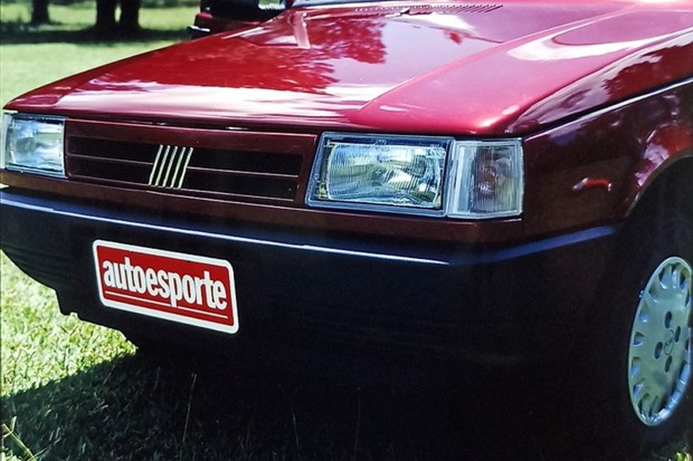 O Mille ELX foi o primeiro a adotar a reestilização dos demais Unos (Foto: José Wittner/Auto News Brasil) — Foto: Auto Esporte