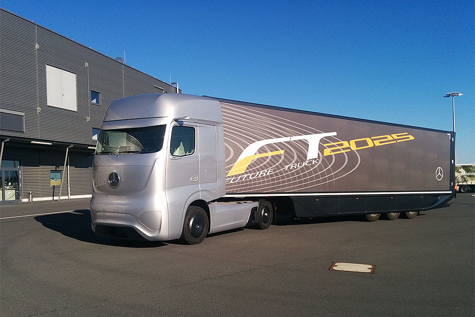 Future Truck 2025 no aeroporto de Schönefeld, em Berlim (Alemanha).