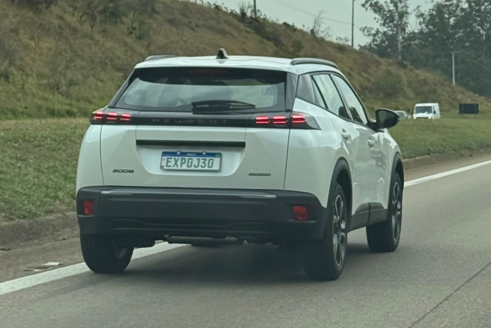 Peugeot 2008 2026 terá novas rodas de liga leve  — Foto: Gustavo Carnib/Auto News Brasil