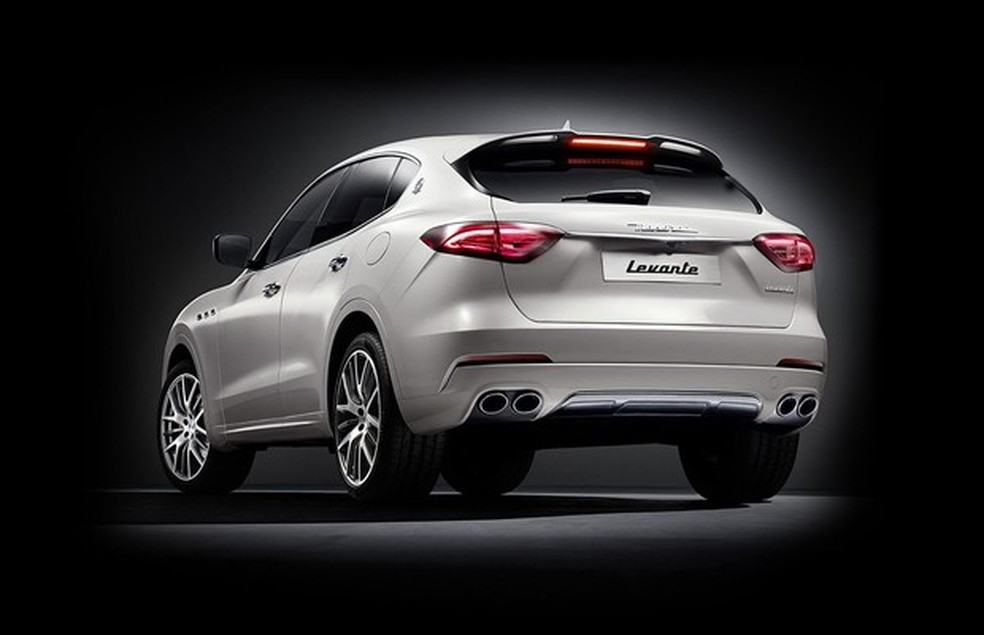 Maserati revela primeiras imagens do SUV Levante (Foto: Divulgação) — Foto: Auto Esporte