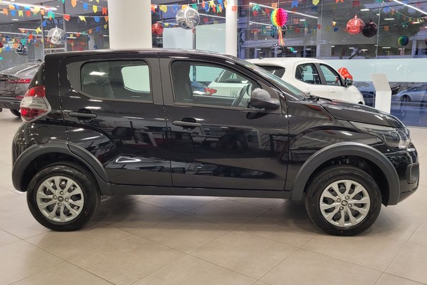 Fiat Mobi Like 2025 - lateral