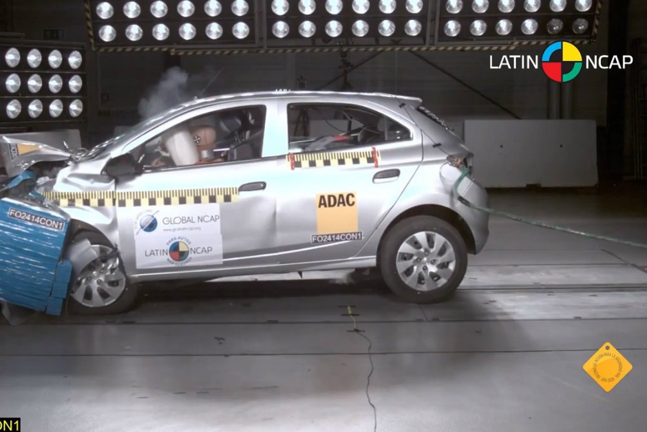 Chevrolet Onix: 3 estrelas para proteção de adultos e 2 estrelas para proteção infantil 